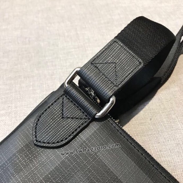 Burberry專門店新款單肩斜挎包 巴寶莉London格紋男士單肩斜挎包 yxb1297